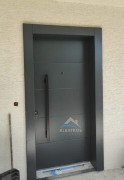 Çelik Kapı Modeli ALB-0001